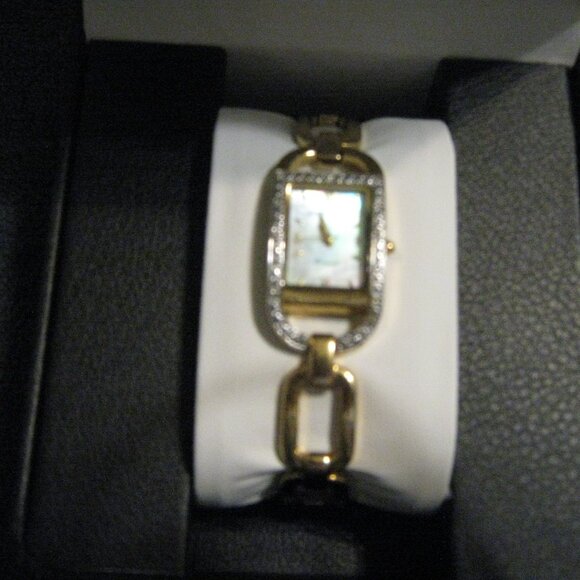 Vintage Pierre Cardin Working Gold Link Watch Excellent Condition - Picture 7 of 9